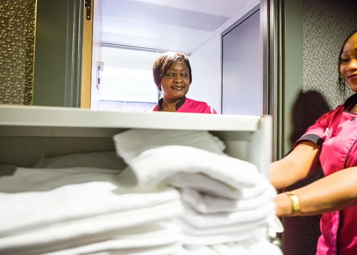 Mercure &Residenz Berlin Checkpoint CharlieSporthotels